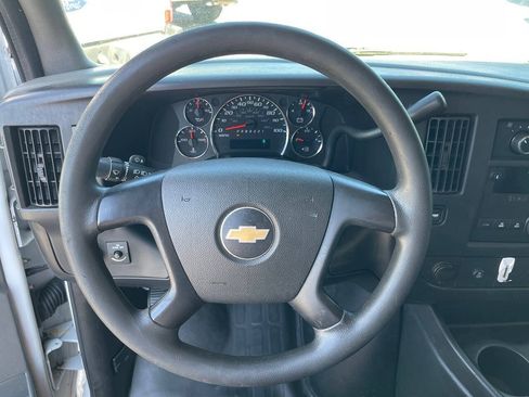Used 2014 Chevrolet Express 1500 RWD image 38