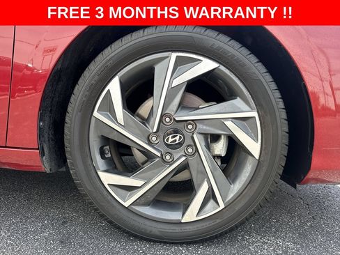 Used 2024 Hyundai Elantra SEL w/ Convenience Package FWD image 10