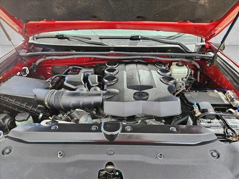 Used 2018 Toyota 4Runner TRD Off-Road Premium image 23