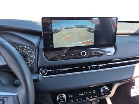 New 2026 Mitsubishi Outlander ES FWD image 23