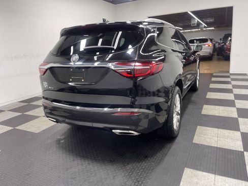 Used 2021 Buick Enclave Premium w/ Sun and Sites Package FWD image 5