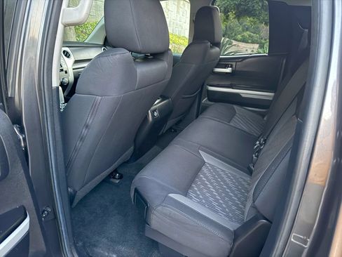 Used 2019 Toyota Tundra SR5 w/ TRD Off Road Package AWD/4WD image 28
