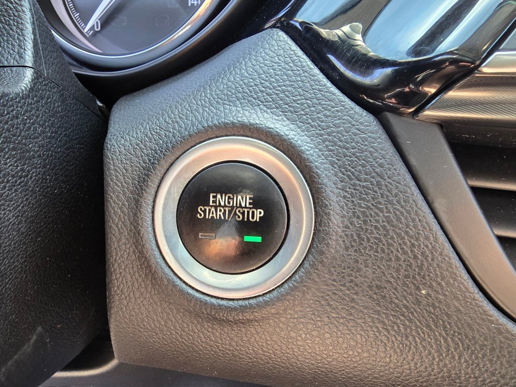 Used 2019 Buick Envision Essence AWD/4WD image 8