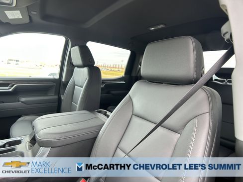 New 2026 Chevrolet Silverado 1500 LTZ w/ Z71 Off-Road Package image 18