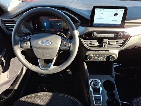 Used 2023 Ford Escape Active image 12