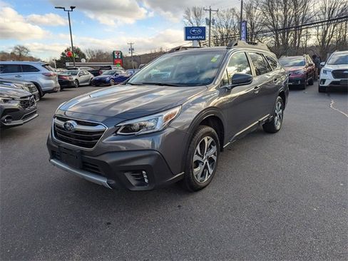 Used 2022 Subaru Outback Limited image 6