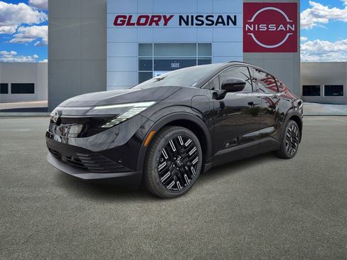 New 2026 Nissan Leaf Platinum+ w/ Cargo Package (Platinum+) FWD image 1