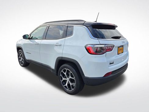 Used 2024 Jeep Compass Limited AWD/4WD image 6