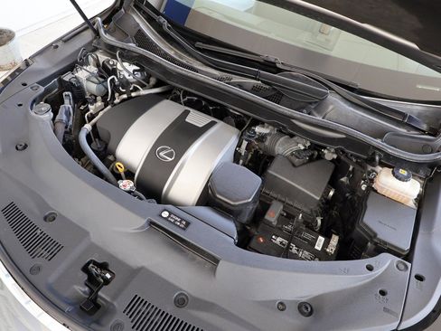 Used 2019 Lexus RX 350L FWD image 37