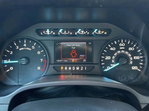 Used 2019 Ford F150 XL w/ Equipment Group 101A Mid image 6