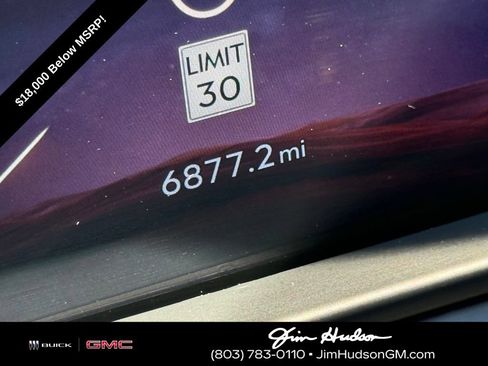 Used 2025 Lincoln Aviator Black Label AWD/4WD image 3