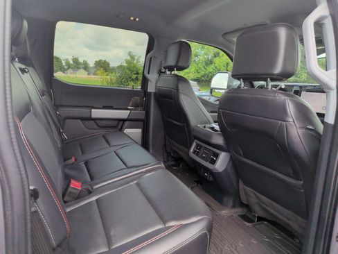 Used 2024 Ford F350 Lariat w/ Tremor Off-Road Package AWD/4WD image 17