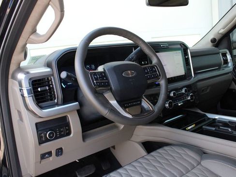 Used 2026 Ford F350 Platinum w/ Platinum Plus Package AWD/4WD image 2