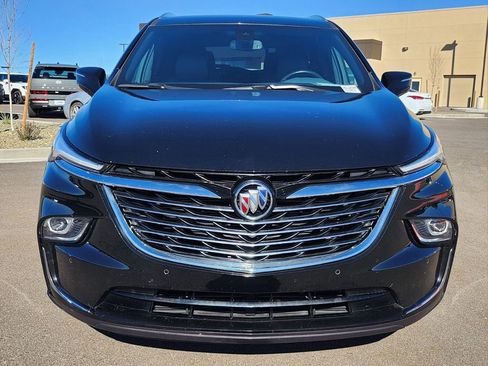 Used 2023 Buick Enclave Essence image 8