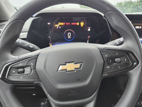 Used 2025 Chevrolet TrailBlazer LS w/ LS Convenience Package FWD image 25