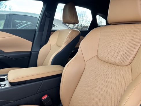 Used 2024 Lexus RX 350 Premium Plus image 16