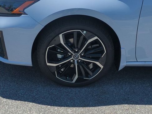 New 2026 Nissan Altima 2.5 SR FWD image 11
