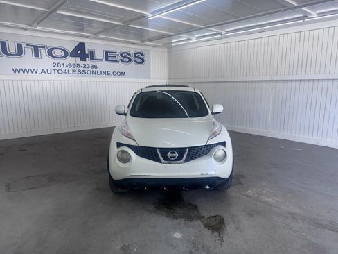 Used 2012 Nissan Juke SV w/ Sport Pkg AWD/4WD image 2