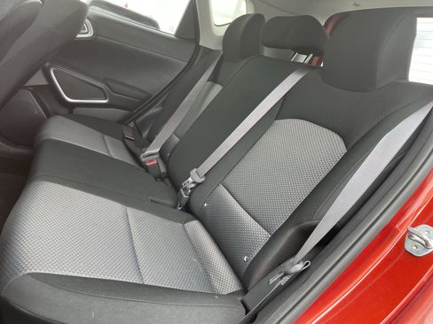 Used 2022 Kia Soul LX FWD image 13