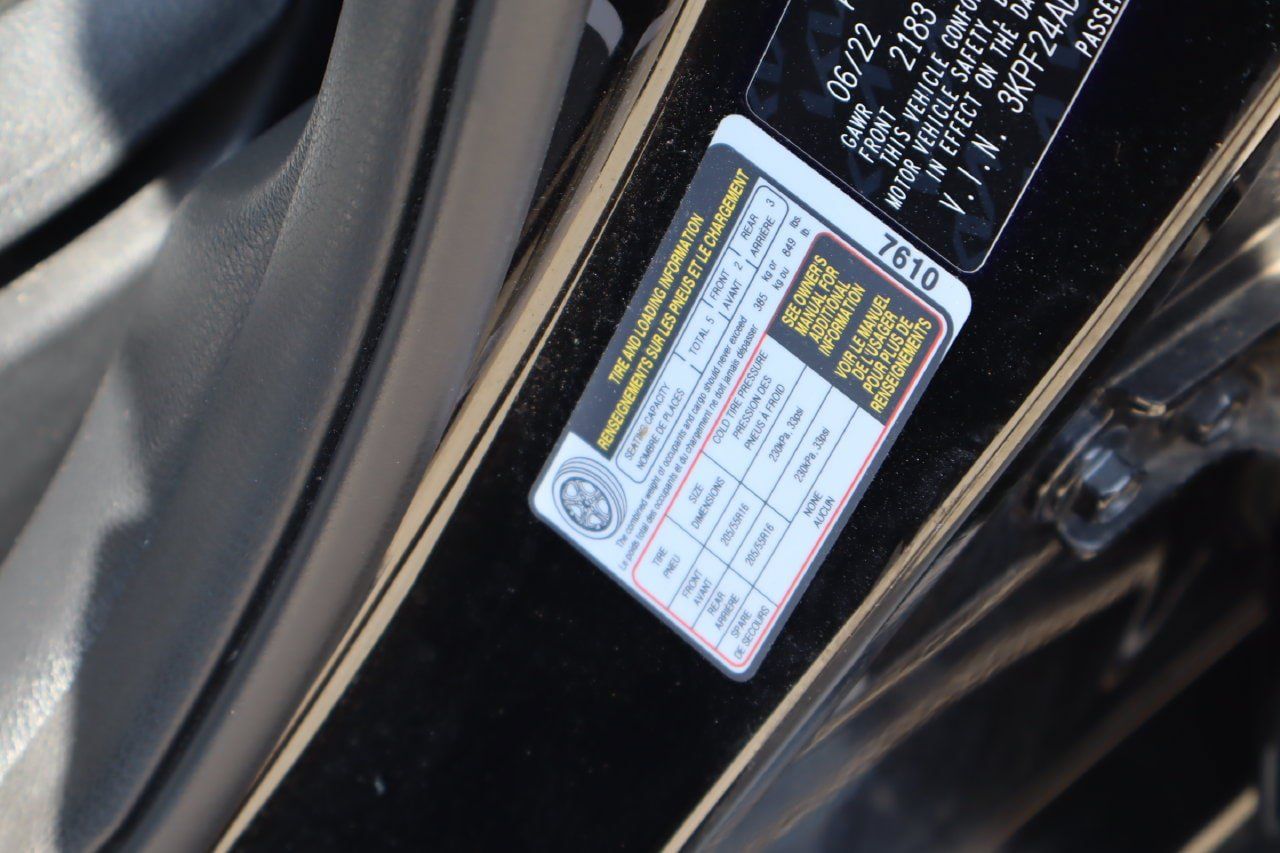 Used 2022 Kia Forte LXS FWD image 26