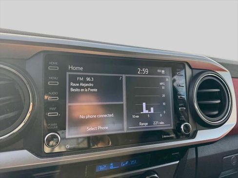 Certified 2022 Toyota Tacoma SR5 image 21