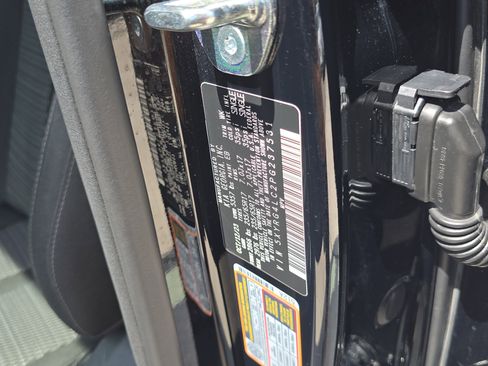 Certified 2023 Kia Sorento LX FWD image 31