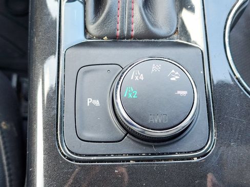 Used 2019 Chevrolet Blazer RS w/ Sun and Wheels Package AWD/4WD image 31