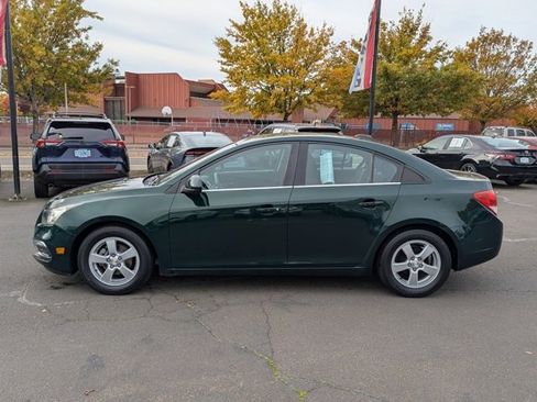 Used 2015 Chevrolet Cruze LT image 2