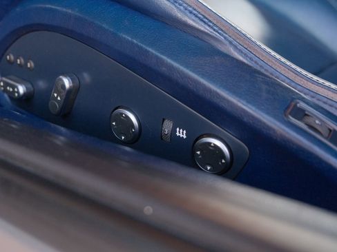 Used 2012 Ferrari FF image 11