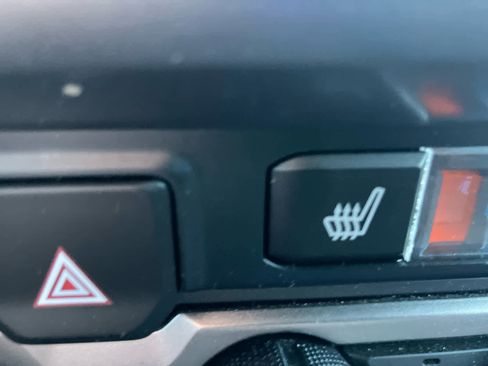 Certified 2020 Toyota Tacoma Limited image 31