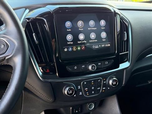 Used 2023 Chevrolet Traverse LT FWD image 20