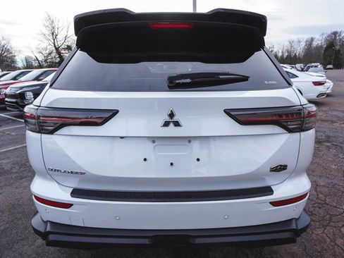 New 2026 Mitsubishi Outlander Trail Edition image 6