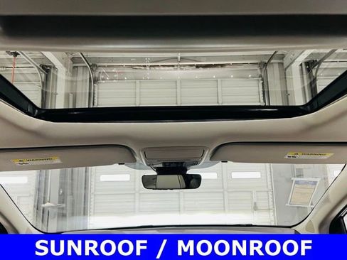 New 2026 Honda Odyssey Elite image 9