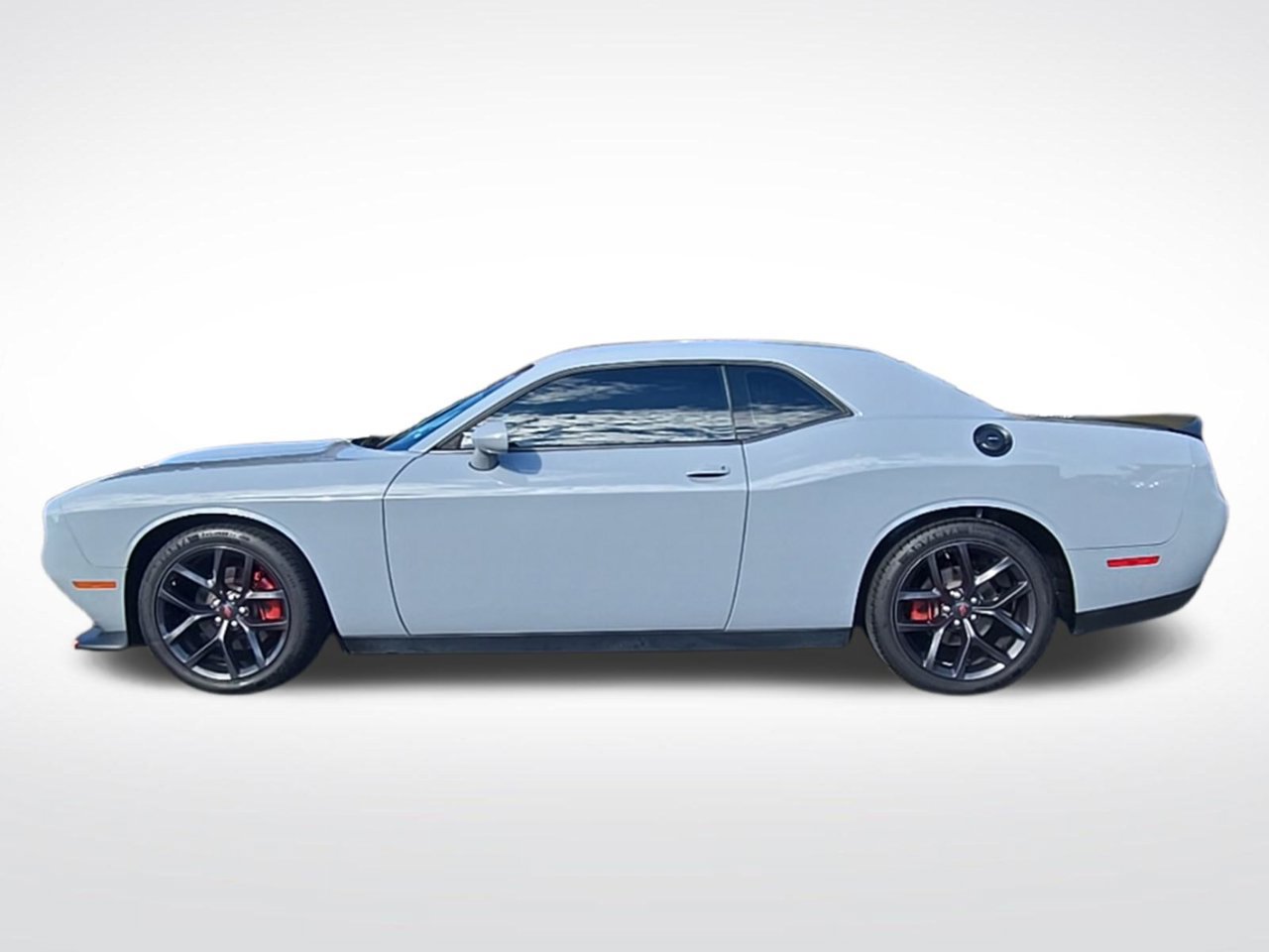 Used 2020 Dodge Challenger GT w/ Blacktop Package RWD image 4