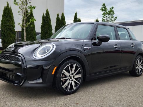 Used 2022 MINI Cooper S w/ Premium Package image 20