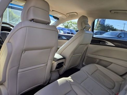 Used 2019 Lincoln MKZ Reserve FWD image 14
