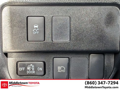Certified 2020 Toyota Tacoma SR5 AWD/4WD image 18