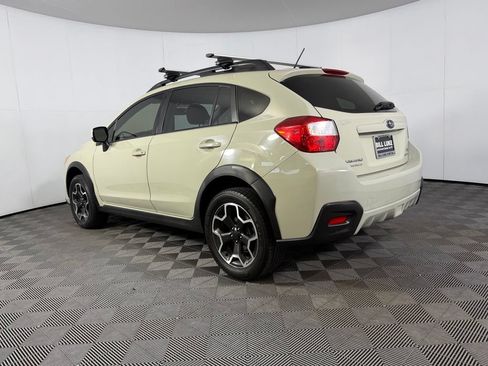 Used 2014 Subaru Crosstrek 2.0i Premium w/ Moonroof Package AWD/4WD image 8