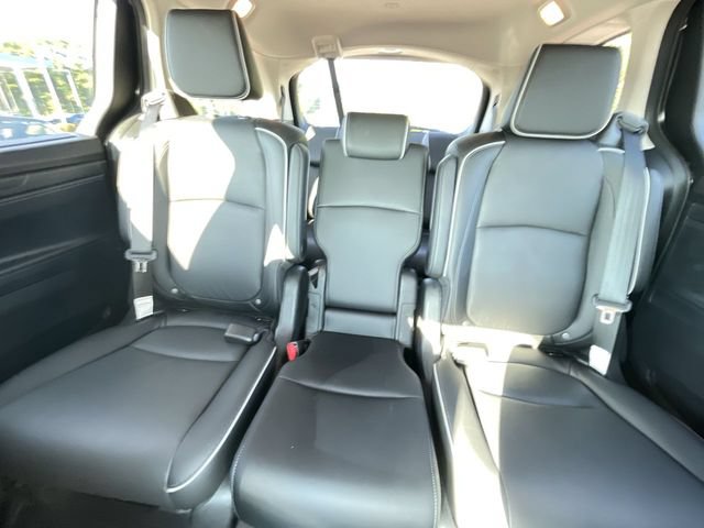Certified 2025 Honda Odyssey Touring image 16
