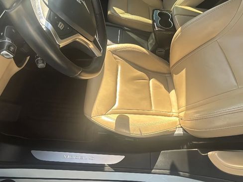 Used 2016 Tesla Model S 60 image 18