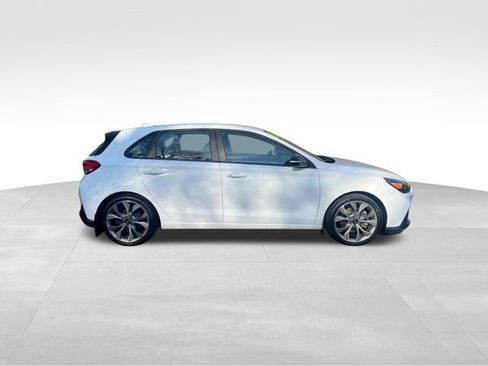 Used 2020 Hyundai Elantra GT N Line FWD image 4