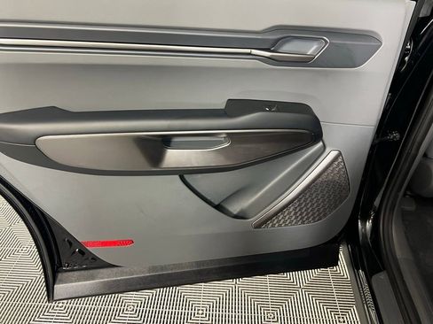 Used 2024 Kia EV9 Light Long Range image 25