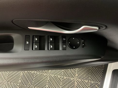 New 2026 Hyundai Tucson SE image 17