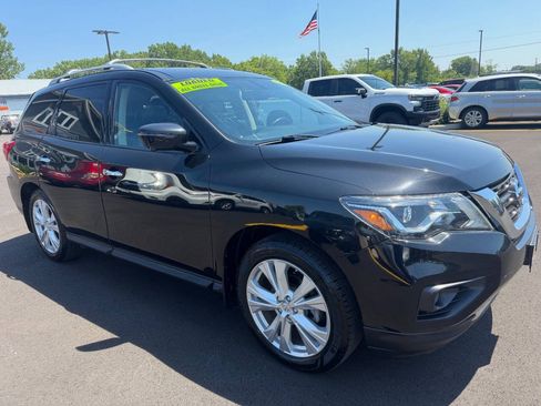 Used 2018 Nissan Pathfinder SL w/ SL Premium Package AWD/4WD image 7