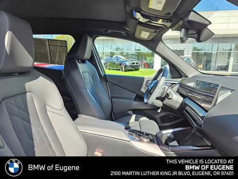 Used 2025 BMW X3 xDrive30i w/ Premium Package AWD/4WD image 11