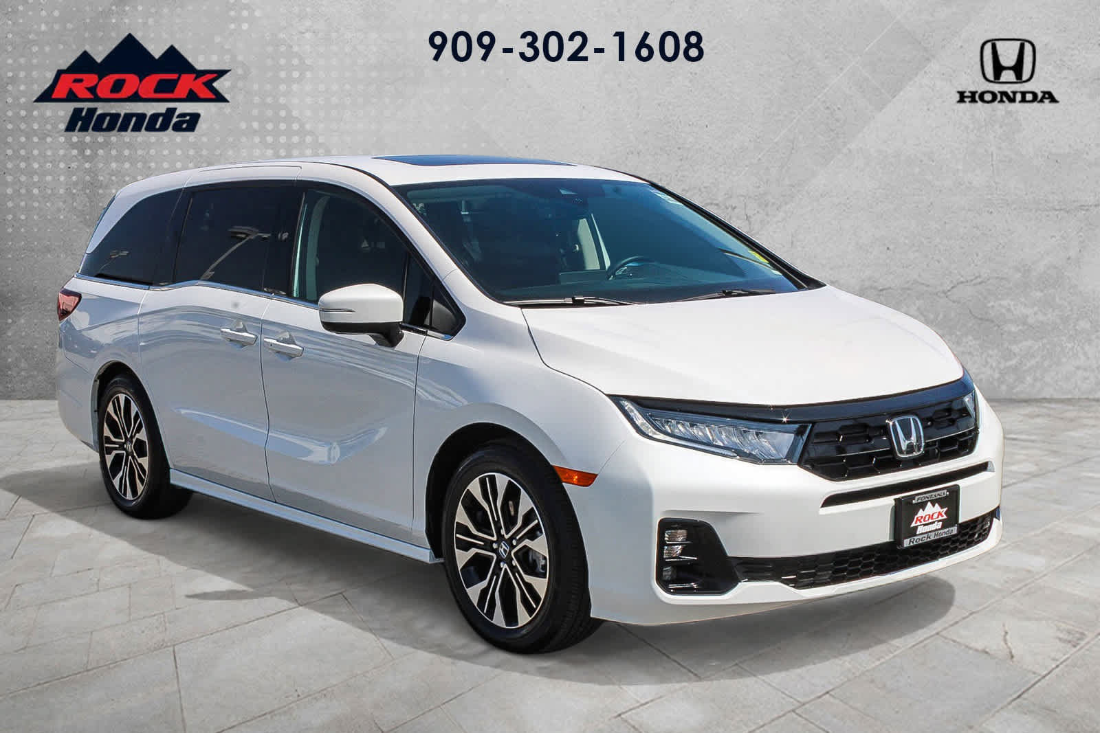 Certified 2026 Honda Odyssey Elite image 3