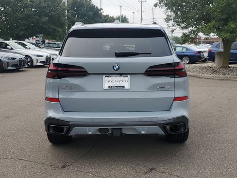 New 2026 BMW X5 xDrive40i w/ M Sport Package AWD/4WD image 4