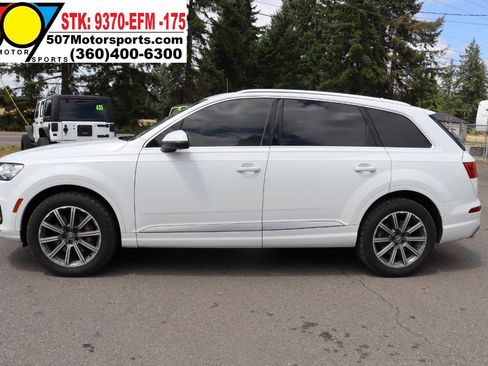 Used 2017 Audi Q7 3.0T Premium Plus w/ Premium Plus Package AWD/4WD image 3
