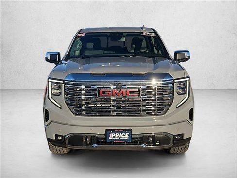 Used 2025 GMC Sierra 1500 Denali image 2
