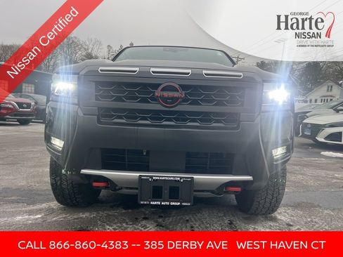 Used 2025 Nissan Frontier PRO-4X w/ Pro Convenience Package image 8